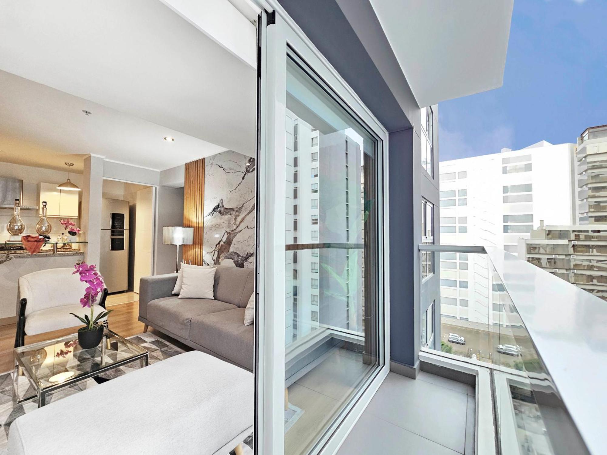 Skyliving Towers - Peru Apartment