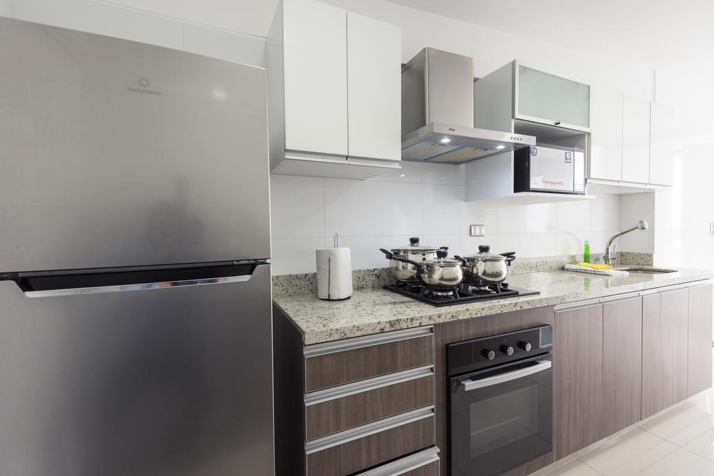 Skyliving Towers - Peru Apartment